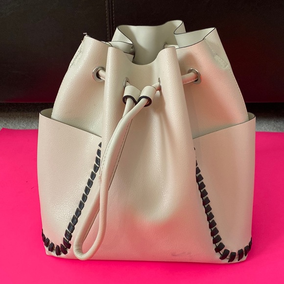 Zara Handbags - Zara White Bucket Bag with Black Trim